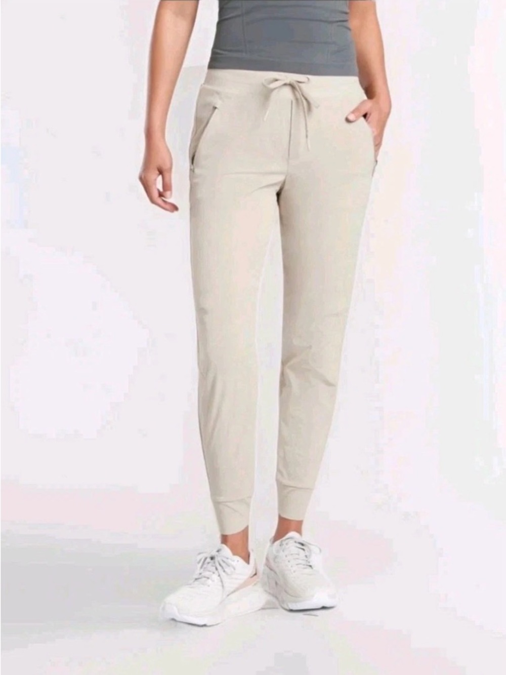 $98-ATHLETA Relaxed Drawstring Joggers in Camouflaged Light Beige 20